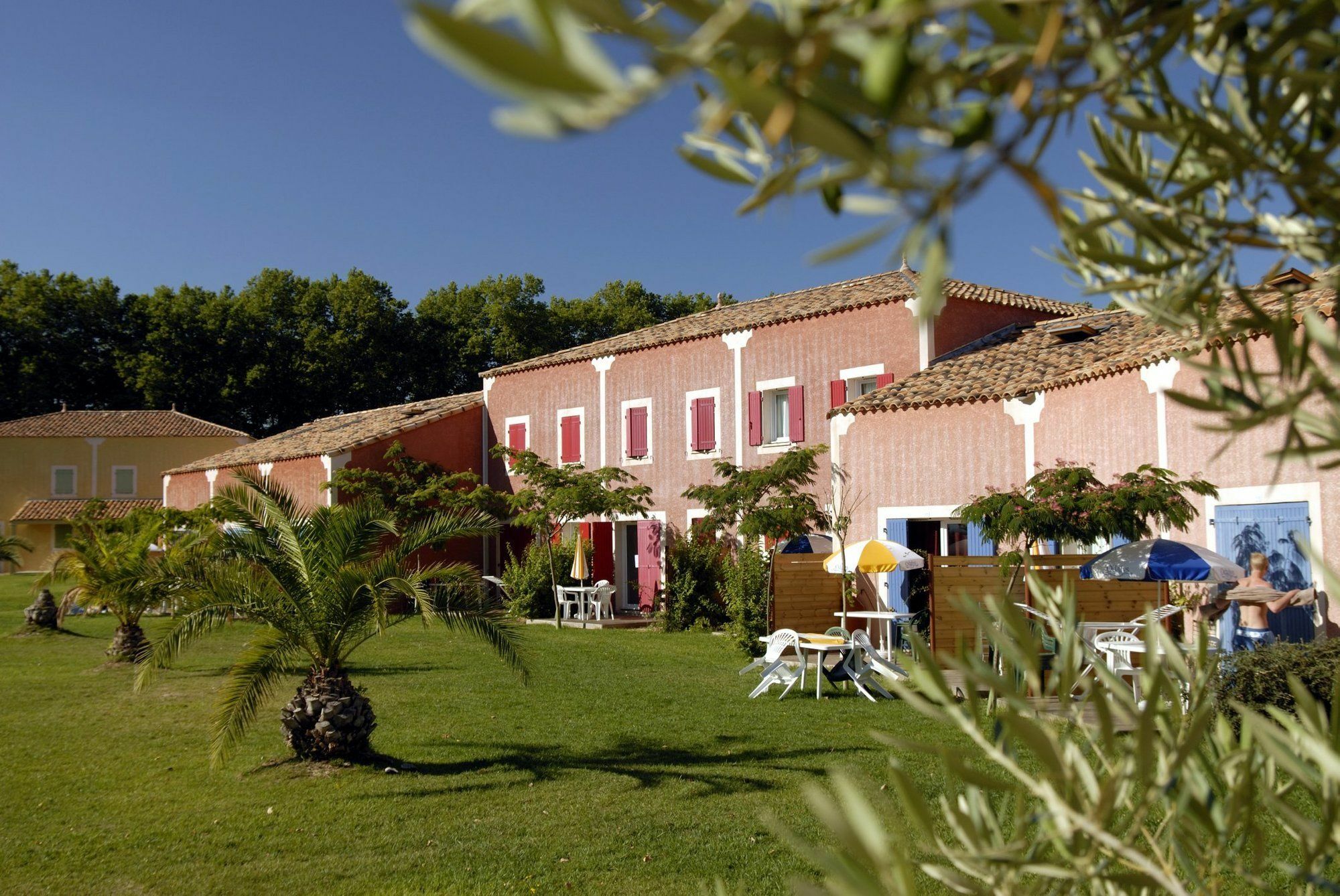 Residence Les Berges Du Canal Beziers Exterior photo